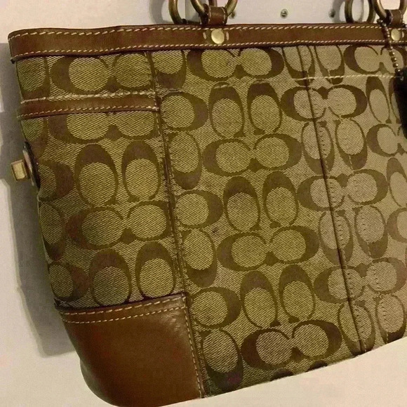 Coach  purse - Picture 3 of 11